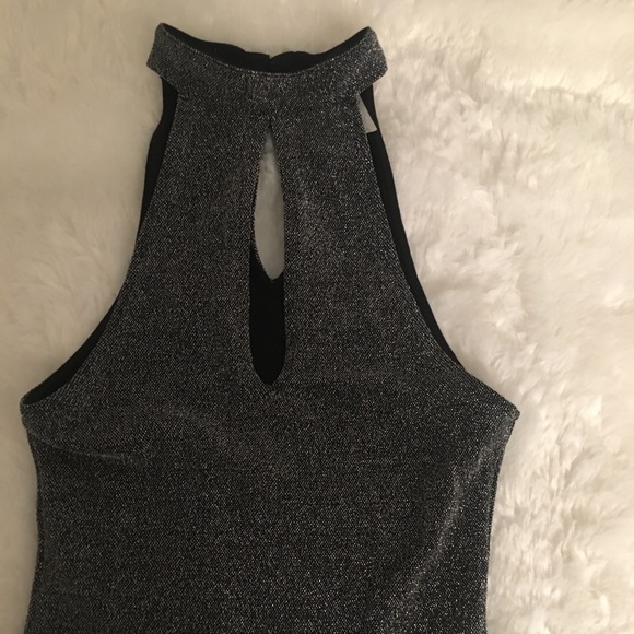 Gray top - Picture 2 of 2